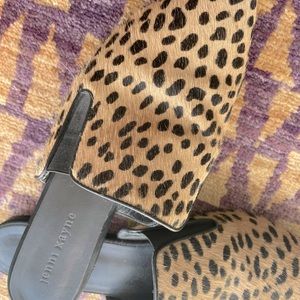 Iconic cheetah mule by Jenni Kayne 🌾